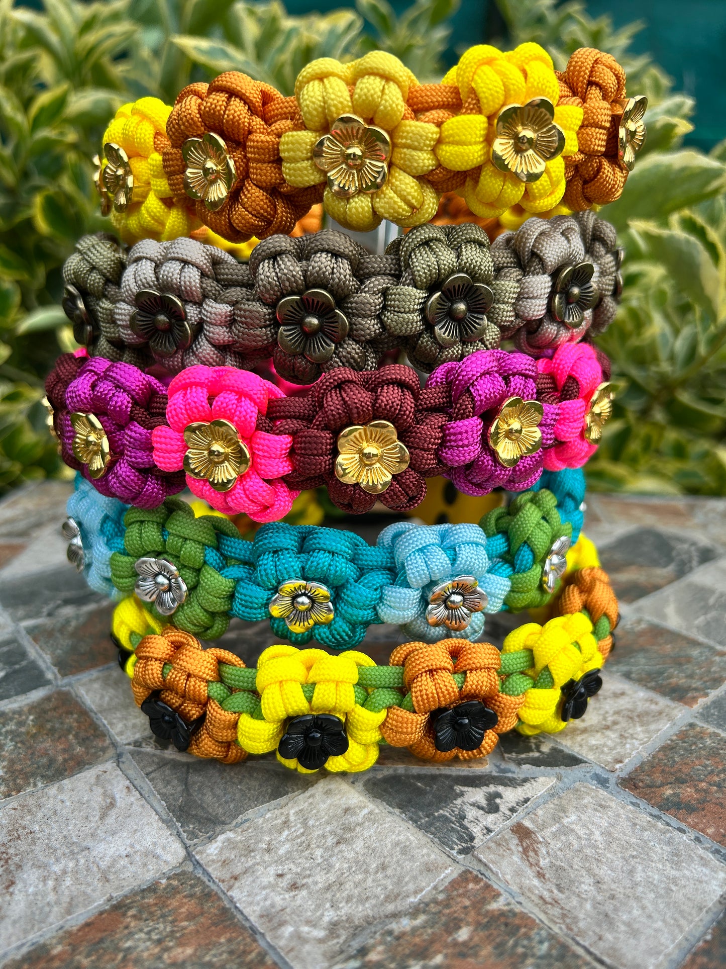 Flower Paracord Collar - Custom