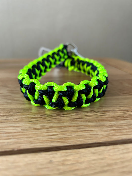 Car Seatbelt Clip - Neon Lime