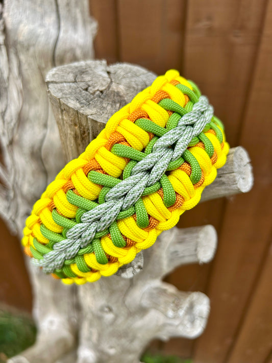 The Sunflower Collar