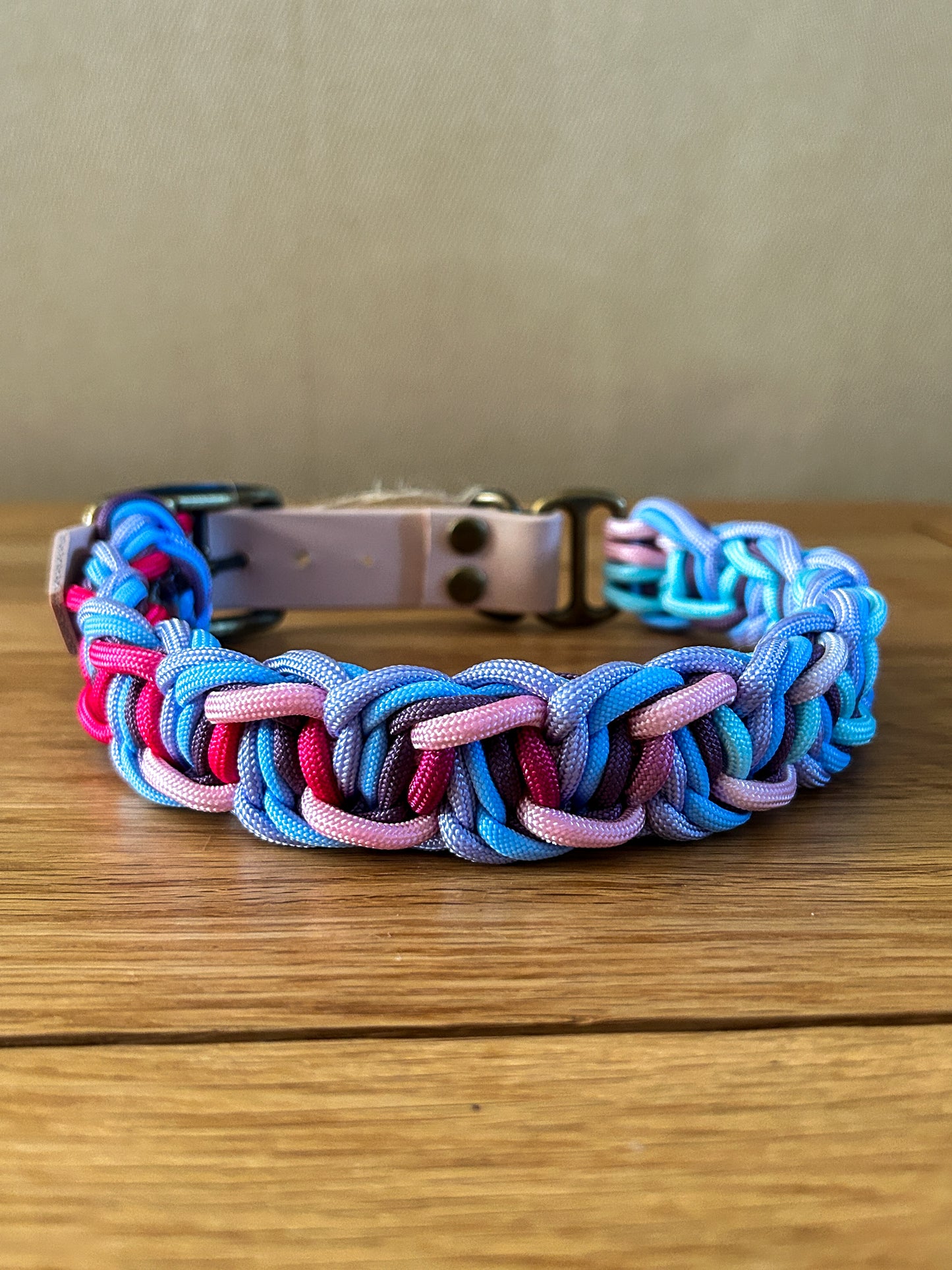 Basildon Collar 34cm - 40cm